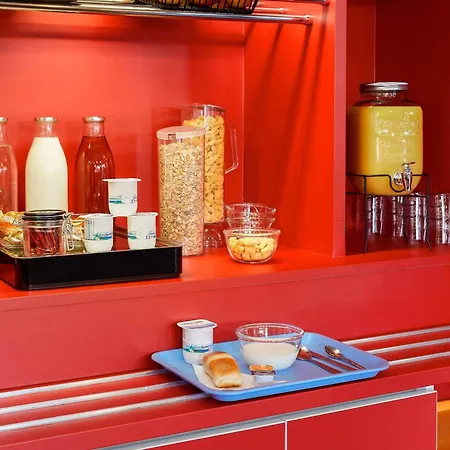 Hotelf1 Sud Perpignan