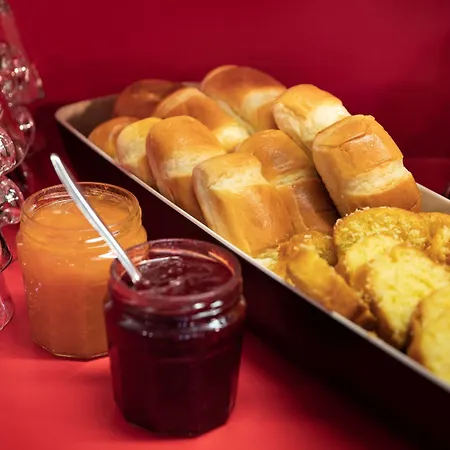 Hotelf1 Perpignan Sud *